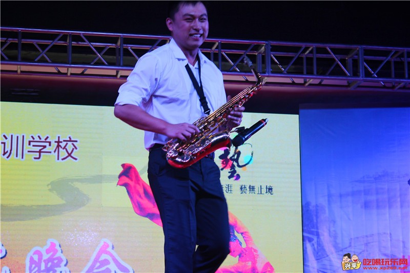老师独奏 (2).JPG