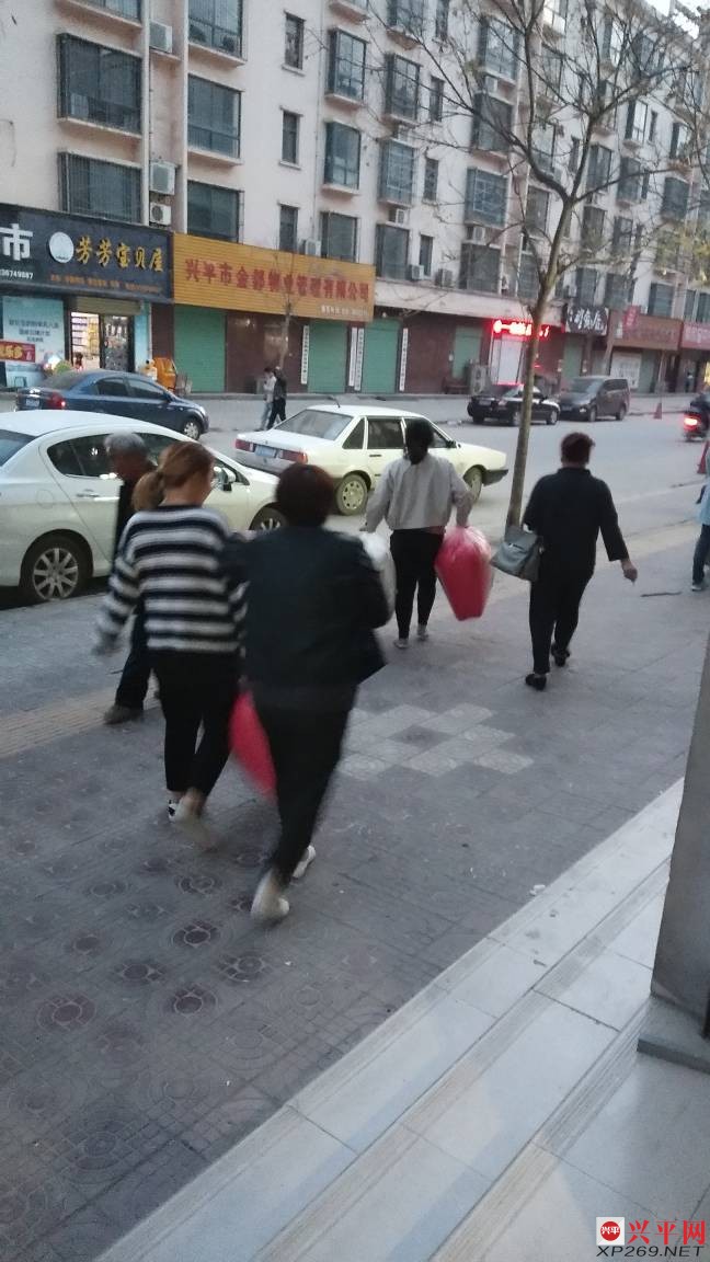 110747m7zsehxf9xe0066l.jpg